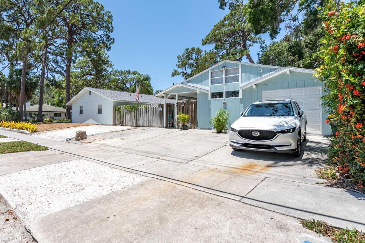 2Bed 1Bath Suite Minutes To Downtown, Beaches, Restaurants, Theaters And More サラソータ エクステリア 写真