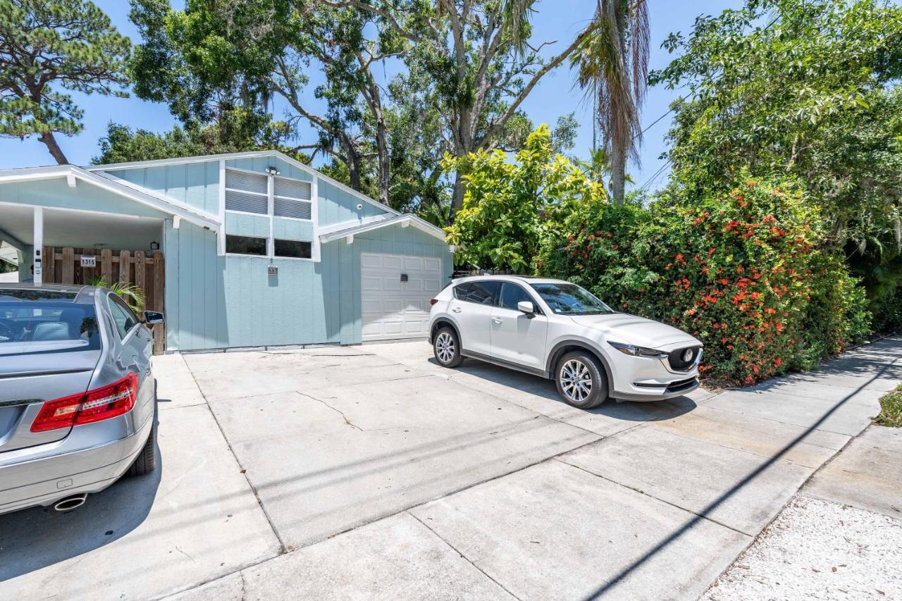 2Bed 1Bath Suite Minutes To Downtown, Beaches, Restaurants, Theaters And More サラソータ エクステリア 写真