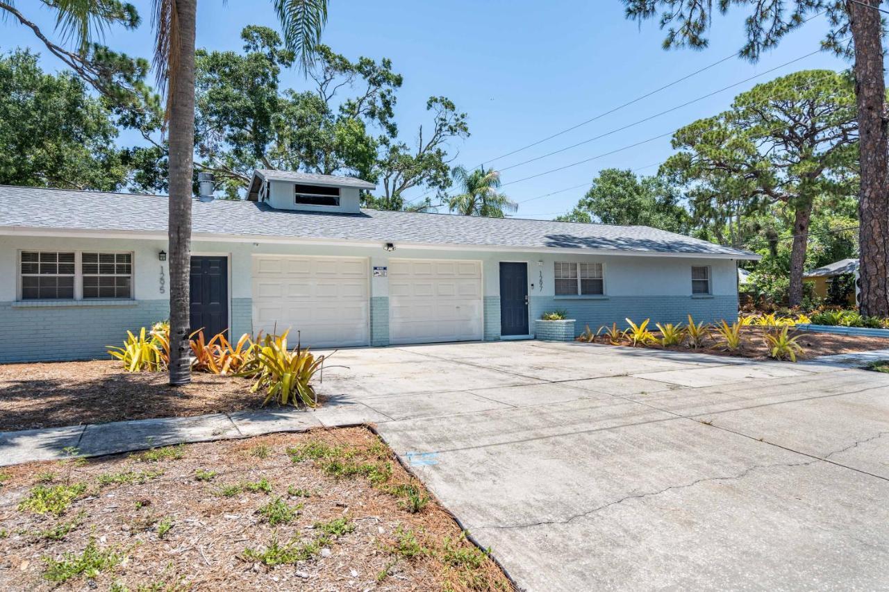 2Bed 1Bath Suite Minutes To Downtown, Beaches, Restaurants, Theaters And More サラソータ エクステリア 写真