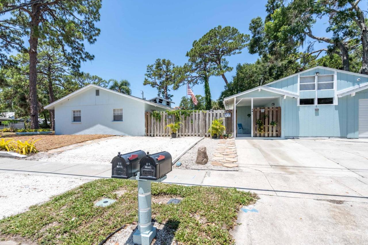 2Bed 1Bath Suite Minutes To Downtown, Beaches, Restaurants, Theaters And More サラソータ エクステリア 写真