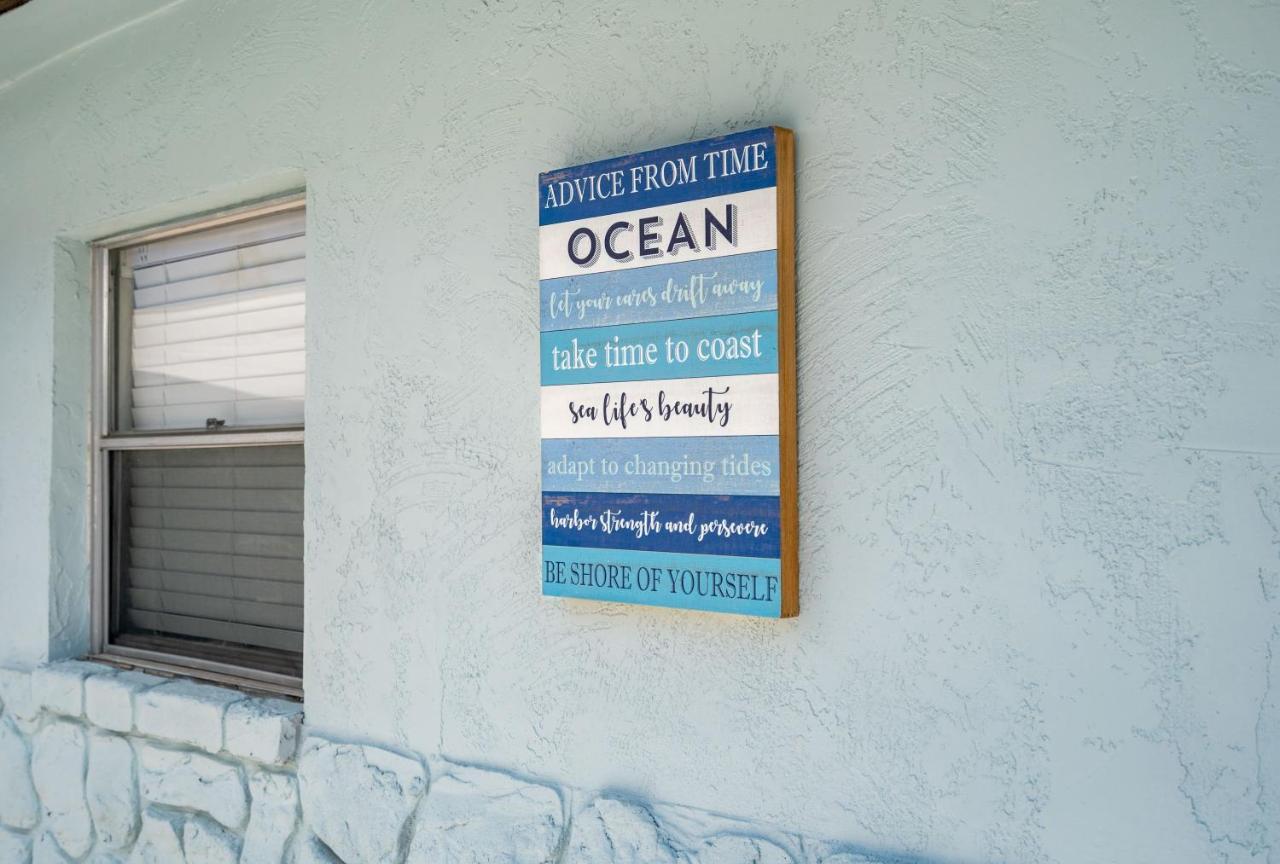 2Bed 1Bath Suite Minutes To Downtown, Beaches, Restaurants, Theaters And More サラソータ エクステリア 写真