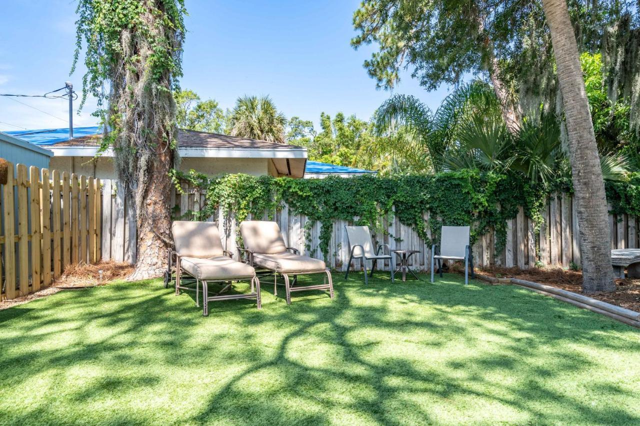 2Bed 1Bath Suite Minutes To Downtown, Beaches, Restaurants, Theaters And More サラソータ エクステリア 写真